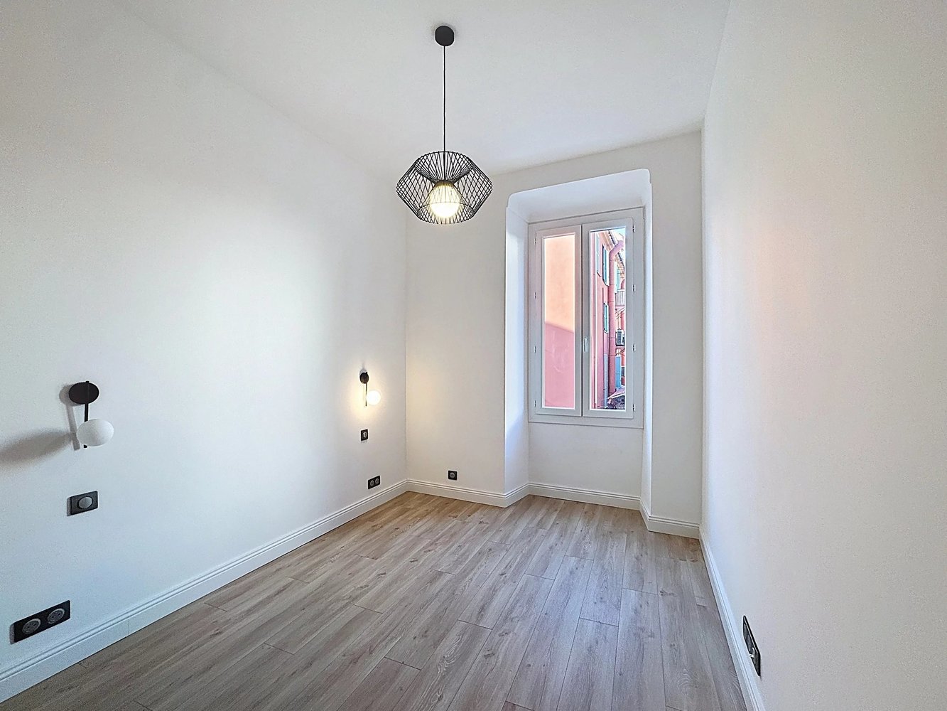 Property photo in Port