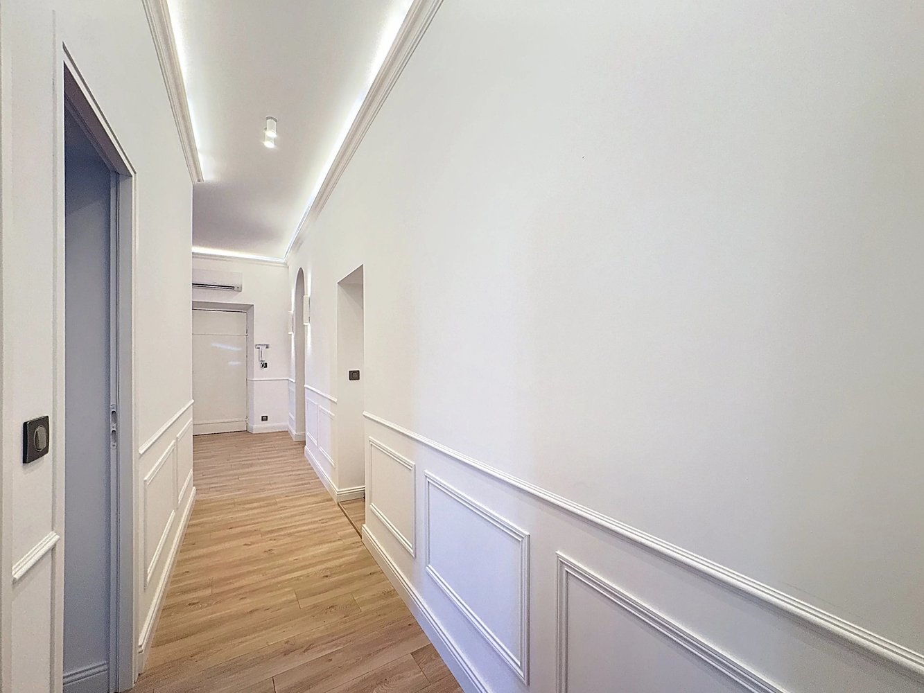 Property photo in Port