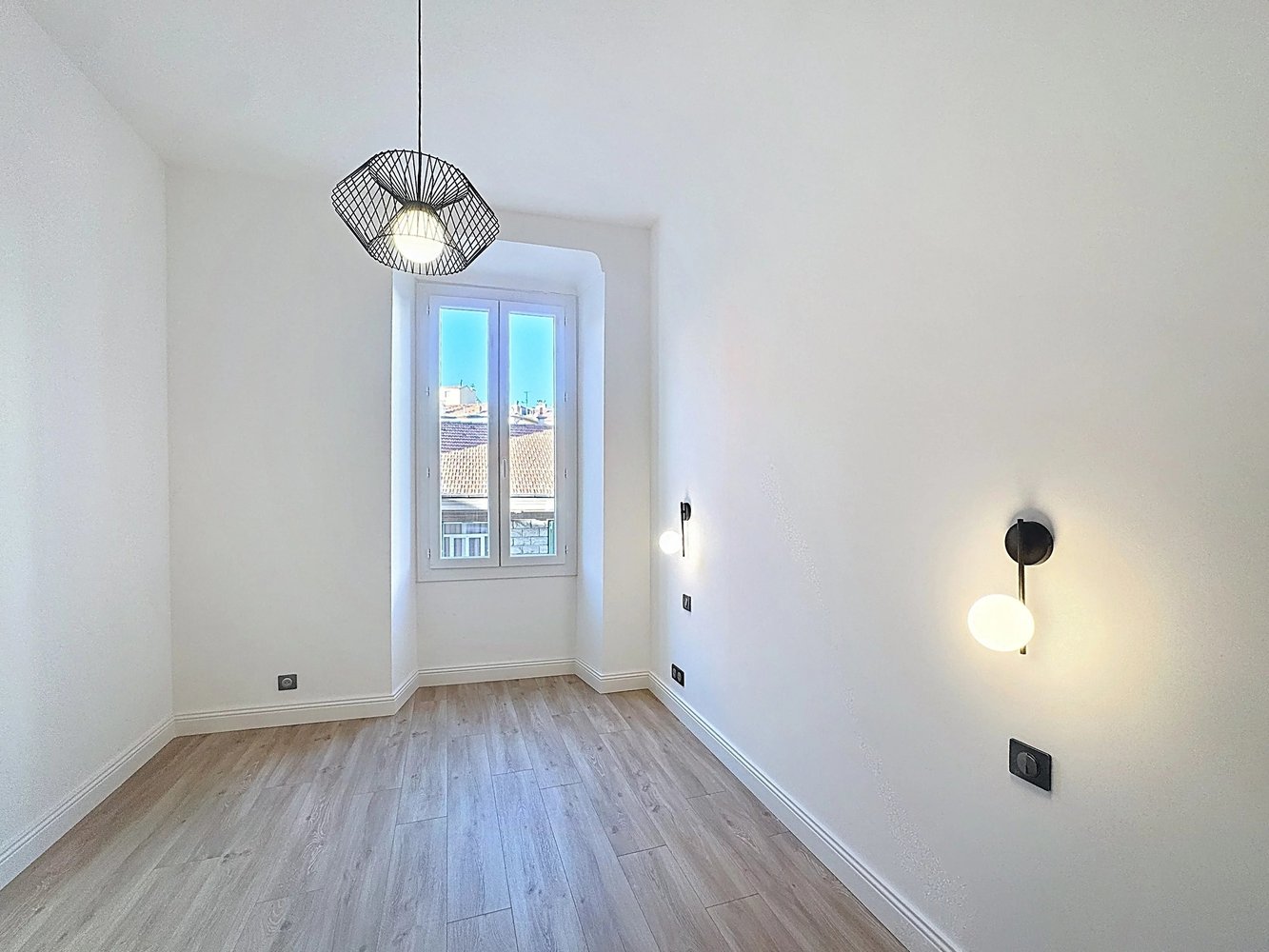 Property photo in Port