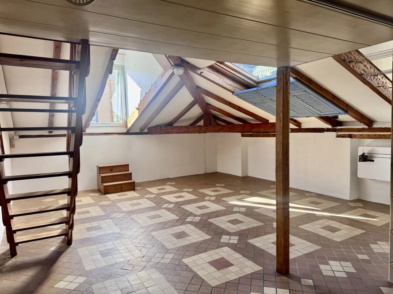 Property photo in Port