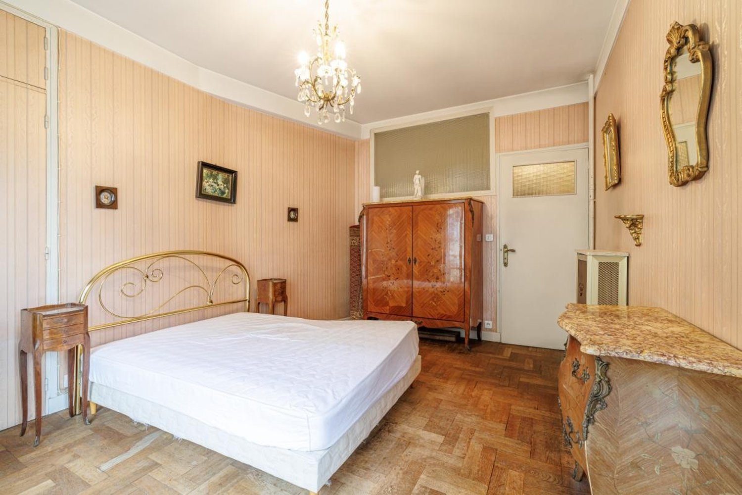 Property photo in Carre d'Argent