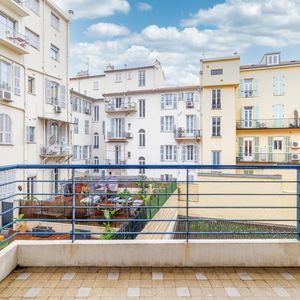 Property in Carre d'Argent