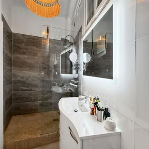 Property in Carre d'Argent