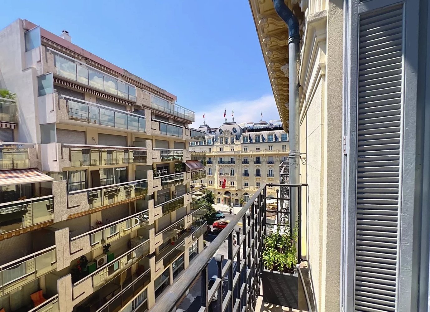 Property photo in Carre d'Argent