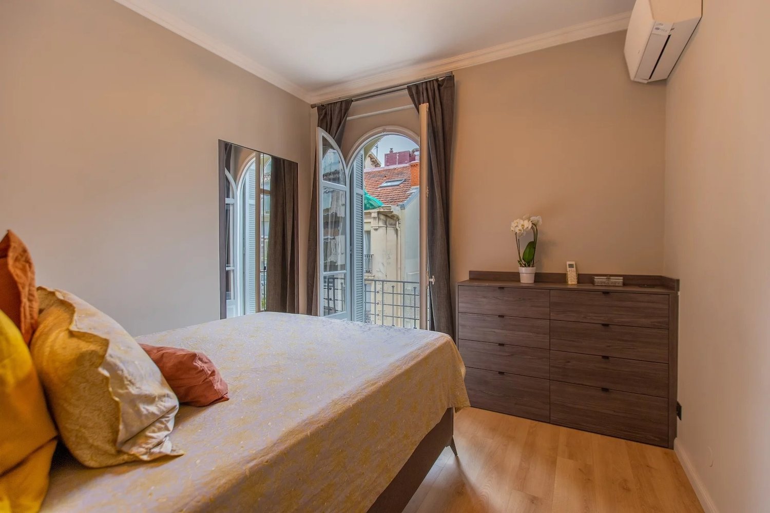 Property photo in Carre d'Argent