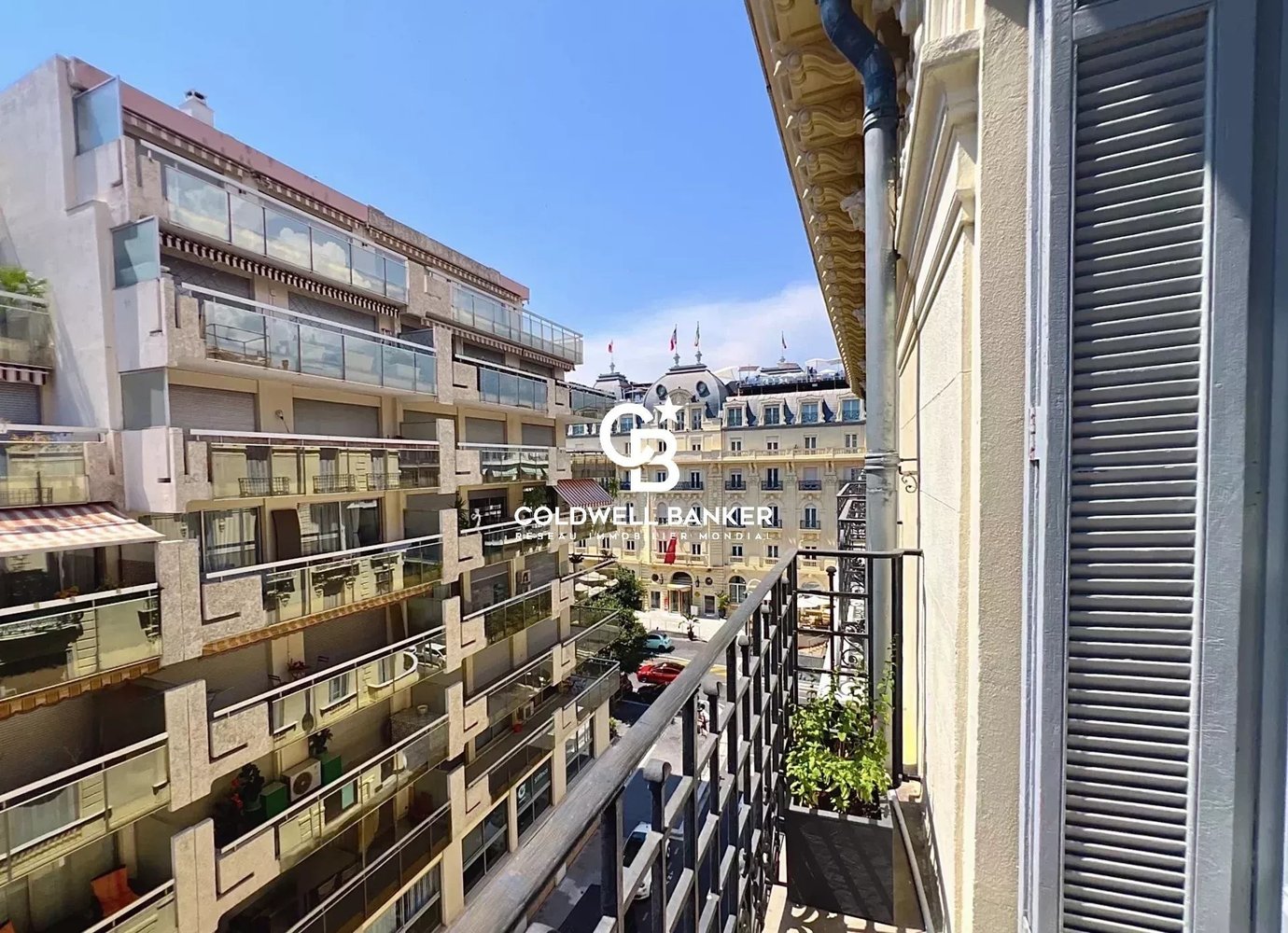 Property photo in Carre d'Argent