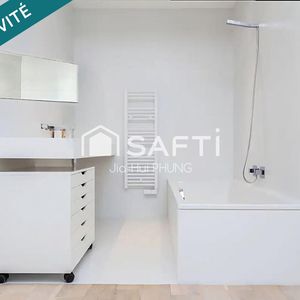 Property in Carre d'Argent