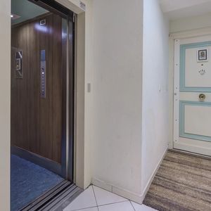 Property in Carre d'Argent