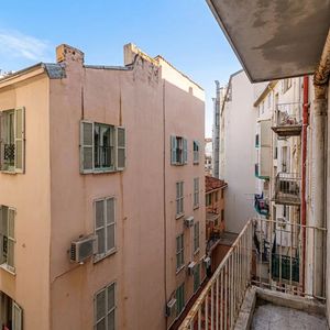 Property in Carre d'Argent