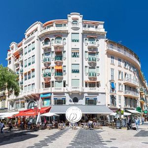 Property in Carre d'Argent