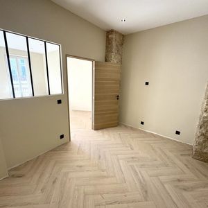 Property in Carre d'Argent