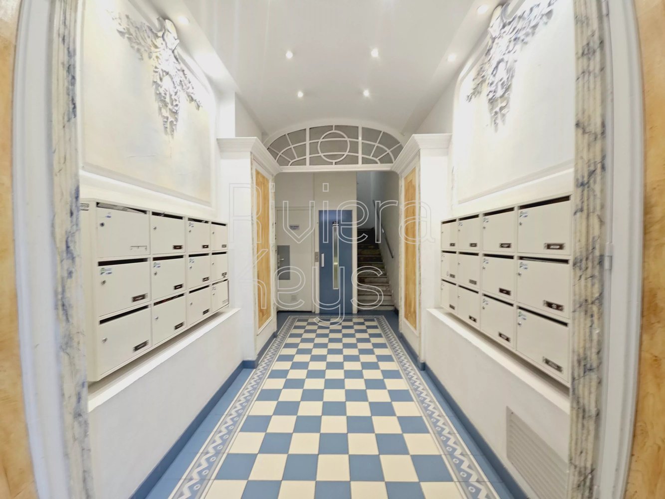 Property photo in Carre d'Or