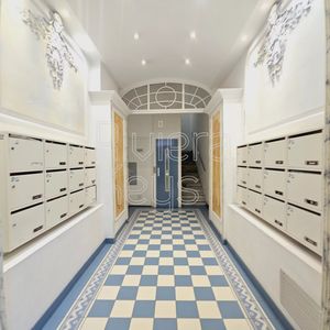 Property in Carre d'Or