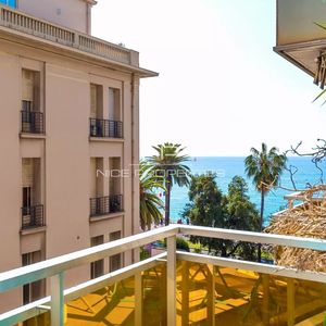 Property in Carre d'Or