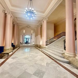 Property in Carre d'Or