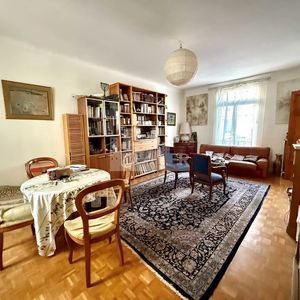 Property in Carre d'Or