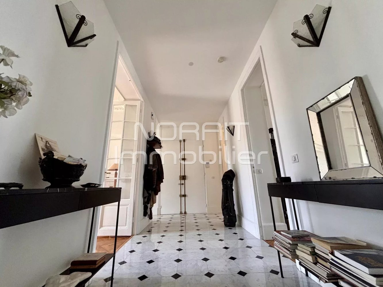 Property photo in Carre d'Or