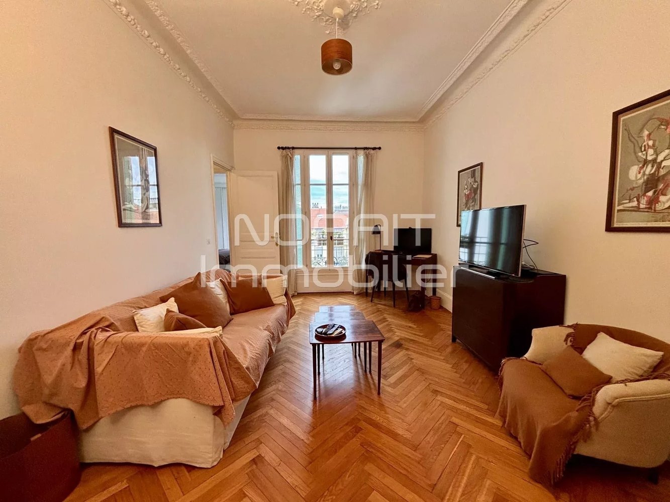 Property photo in Carre d'Or