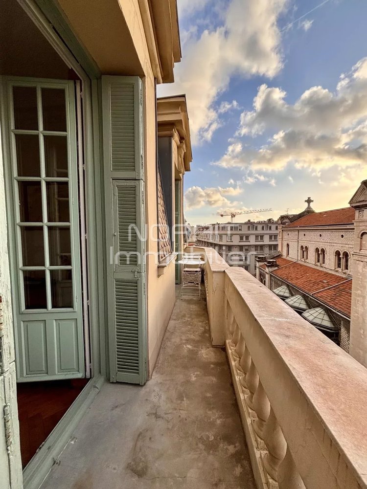 Property photo in Carre d'Or