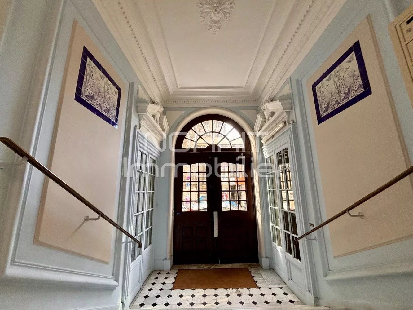 Property photo in Carre d'Or