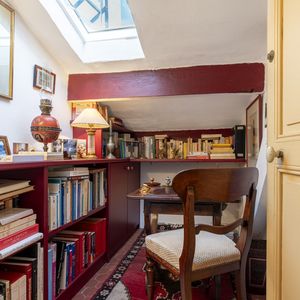 Property in Carre d'Or