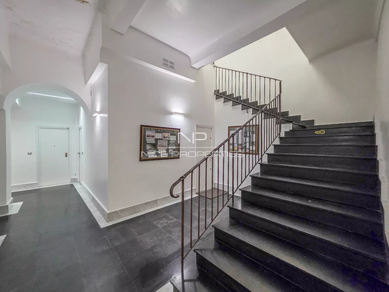 Property photo in Carre d'Or