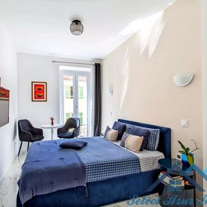 Property in Carre d'Or