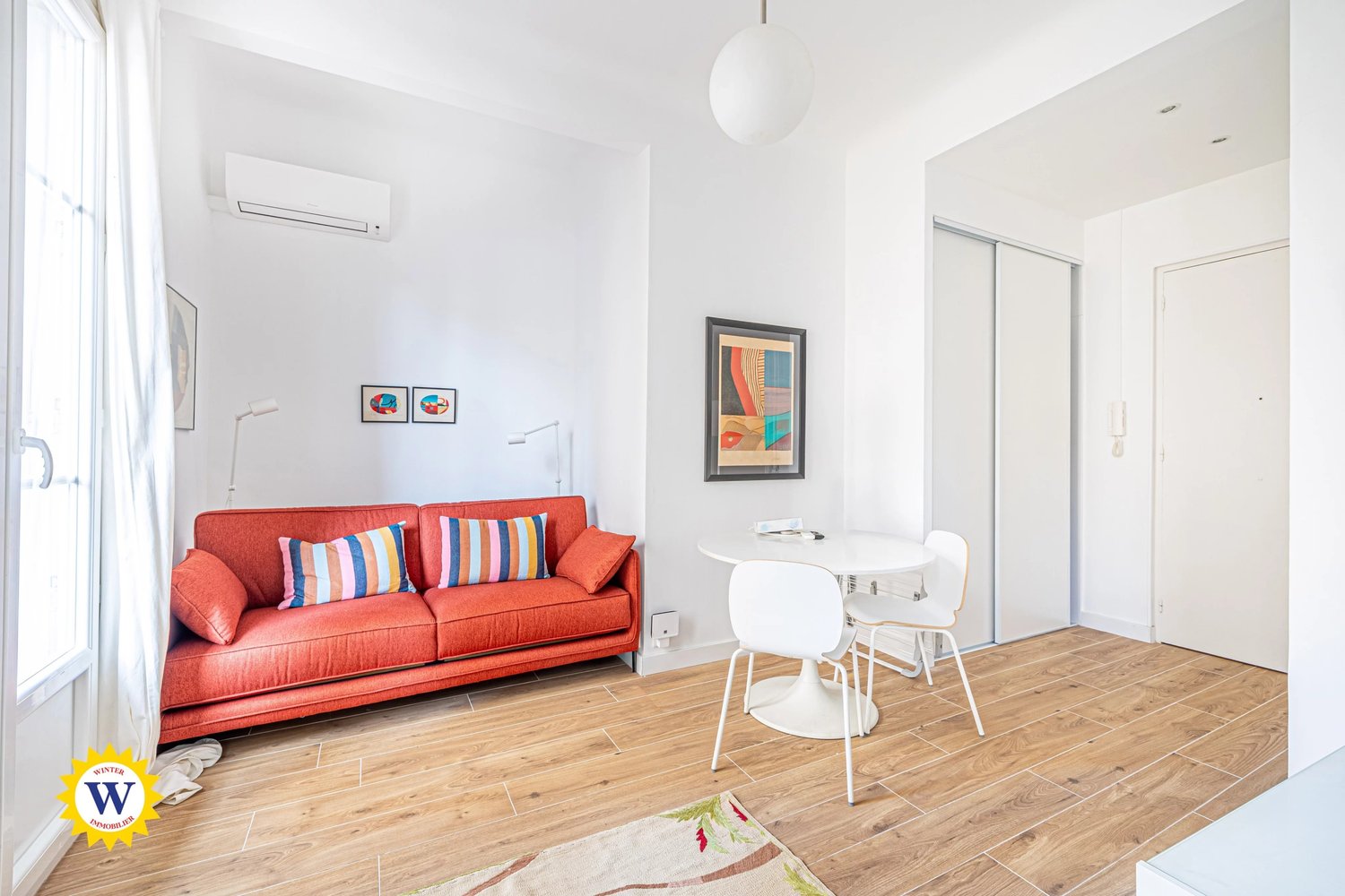 Property photo in Carre d'Or