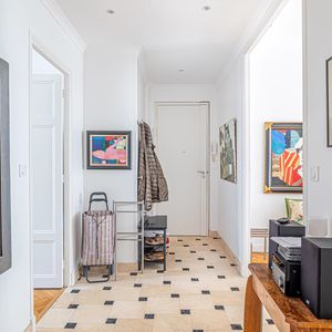 Property in Carre d'Or