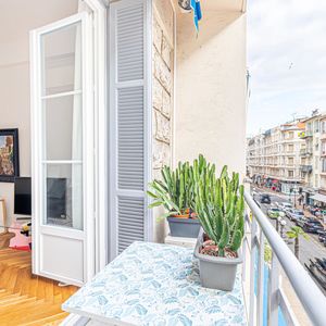 Property in Carre d'Or