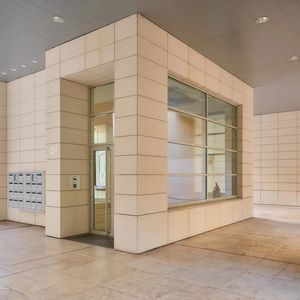 Property in Carre d'Or