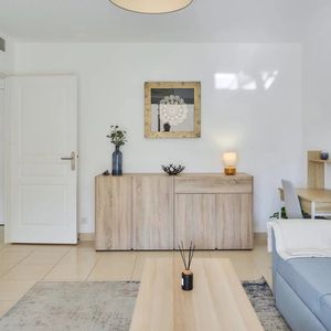 Property in Carre d'Or