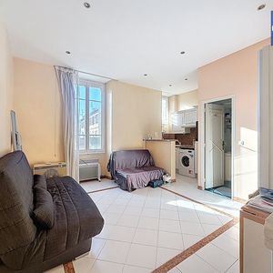 Property in Carre d'Or