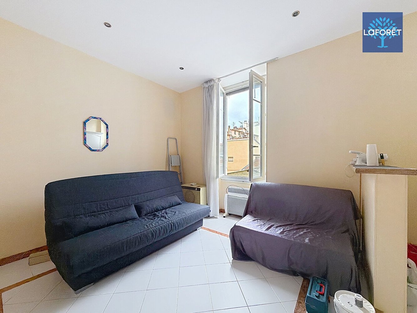 Property photo in Carre d'Or