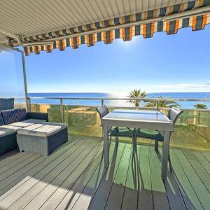 Property in Carre d'Or