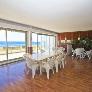 Property in Carre d'Or