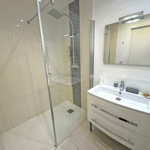 Property in Carre d'Or