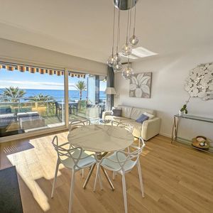 Property in Carre d'Or