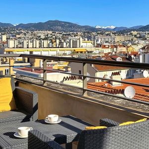 Property in Carre d'Or