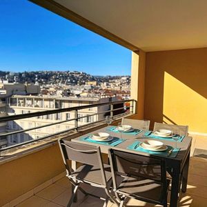 Property in Carre d'Or