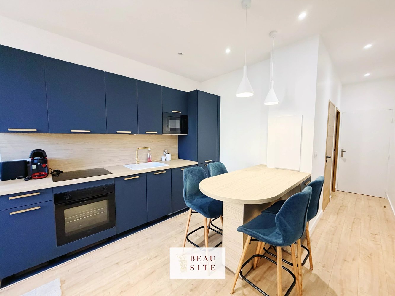 Property photo in Carre d'Or