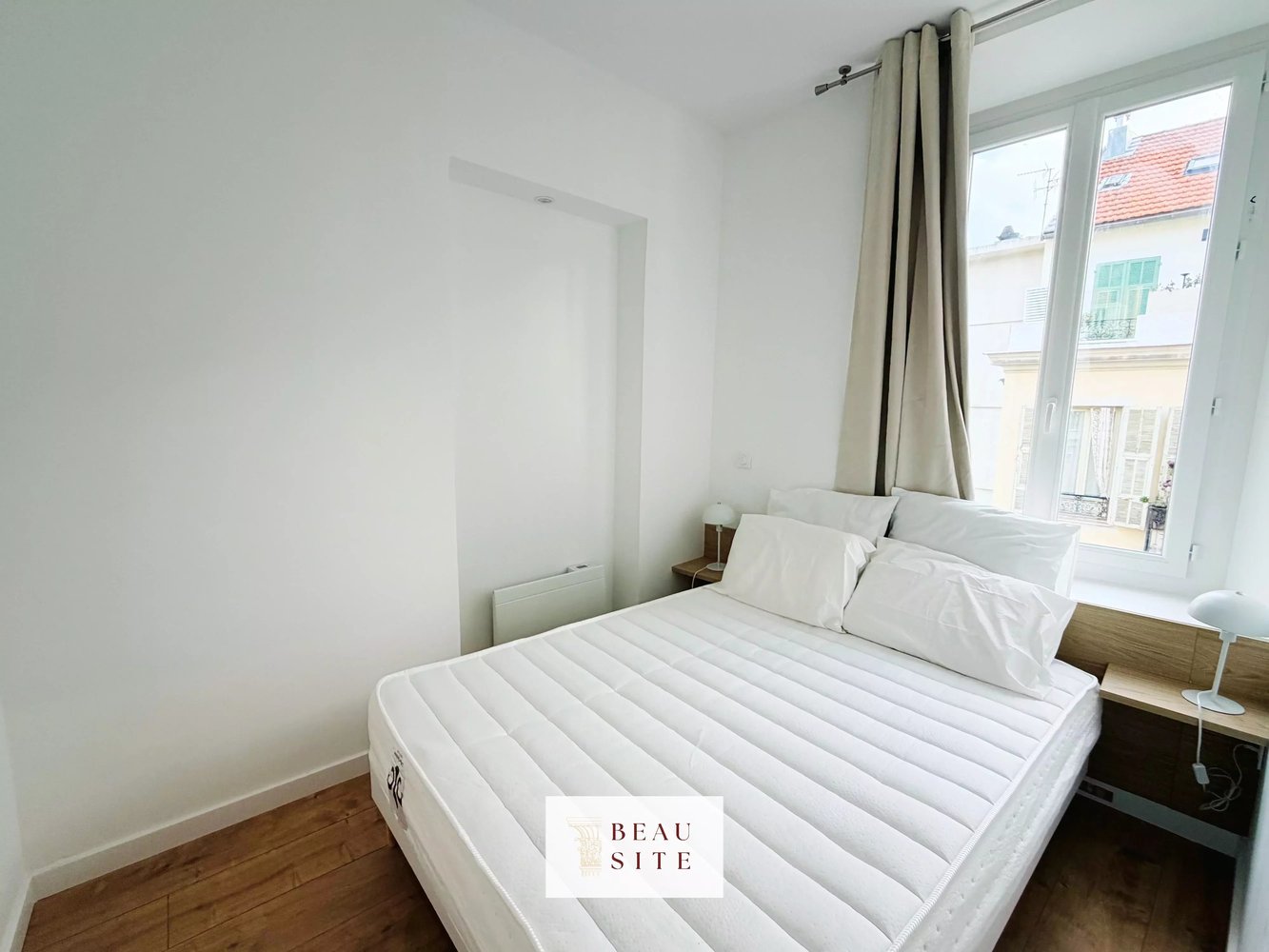 Property photo in Carre d'Or