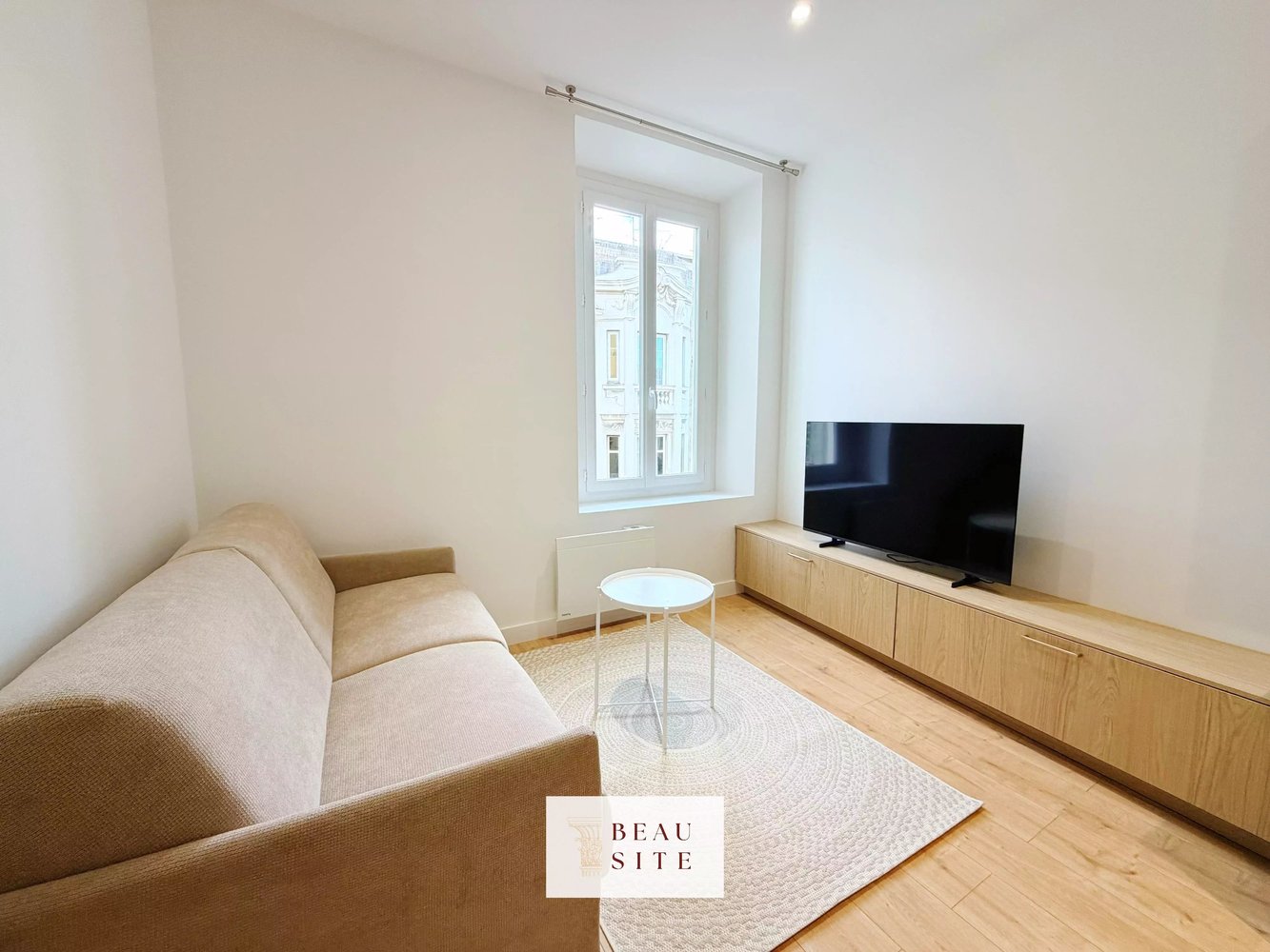 Property photo in Carre d'Or