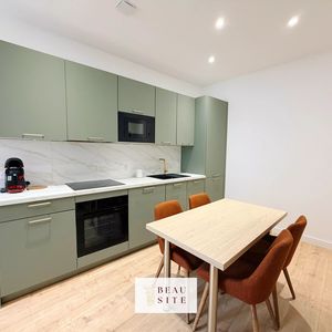 Property in Carre d'Or