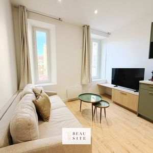 Property in Carre d'Or