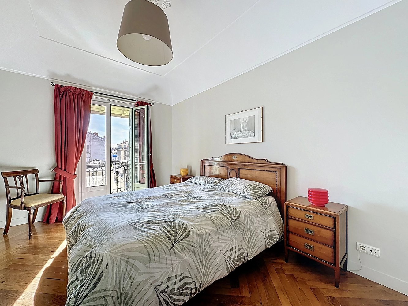 Property photo in Carre d'Or