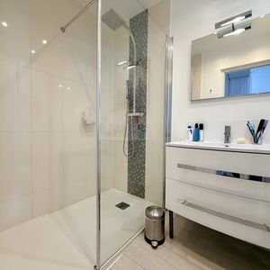 Property in Carre d'Or