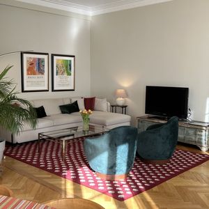 Property in Carre d'Or