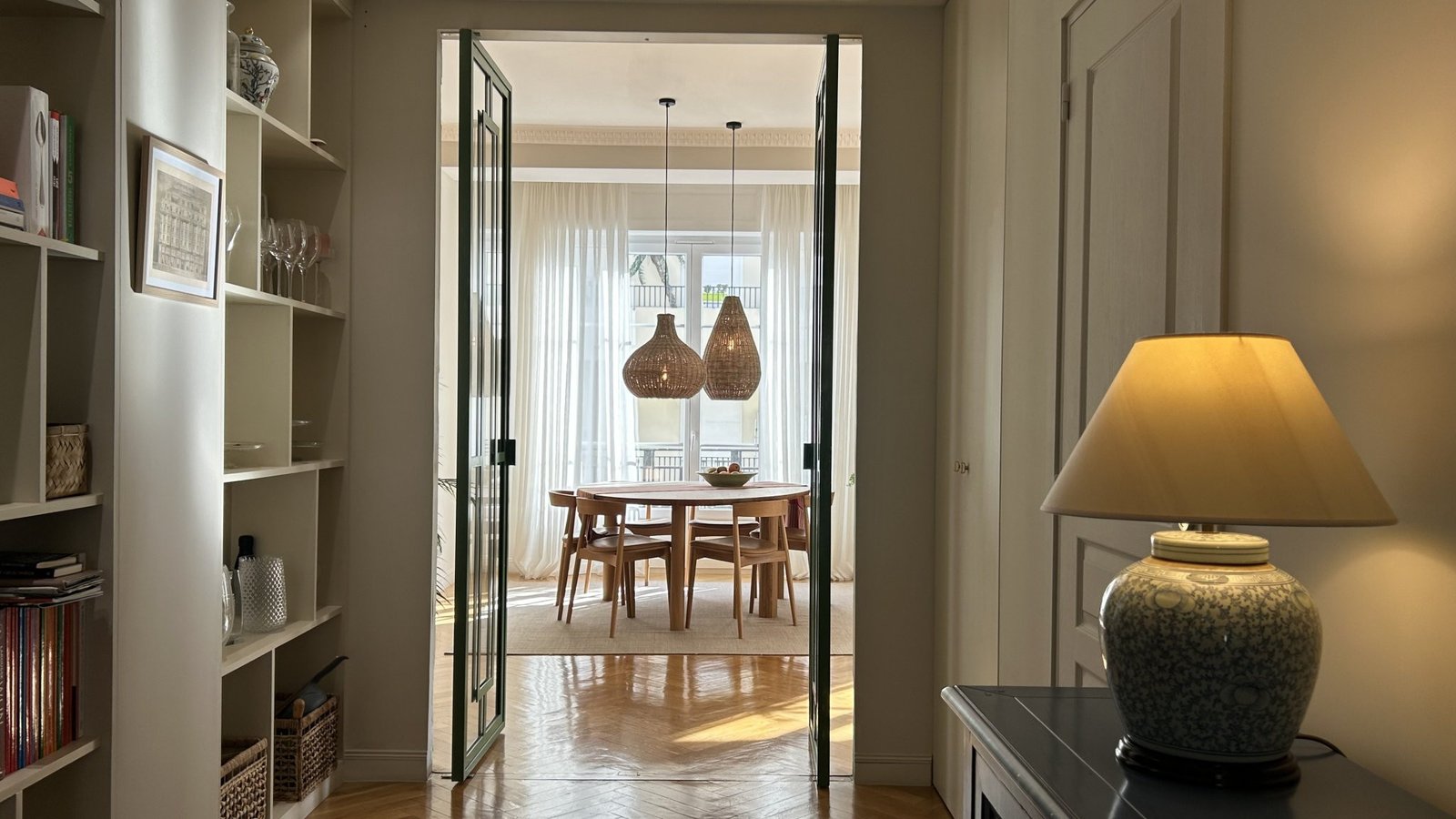 Property photo in Carre d'Or