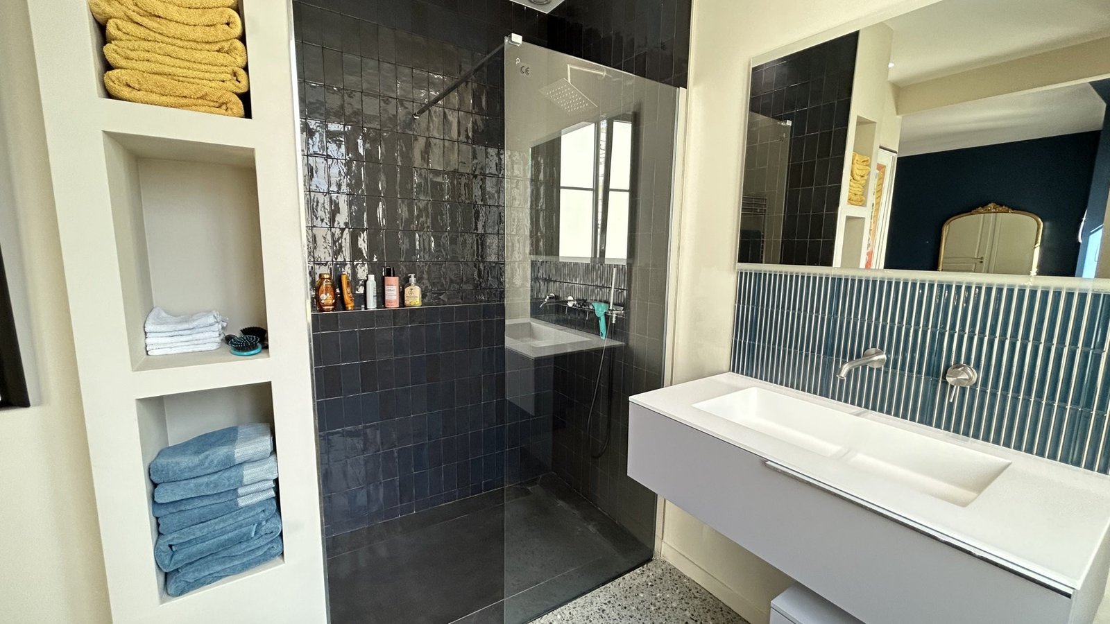 Property photo in Carre d'Or